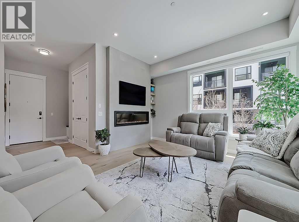 Photo 15 of 201 135 Lebel Crescent Nw, Calgary AB