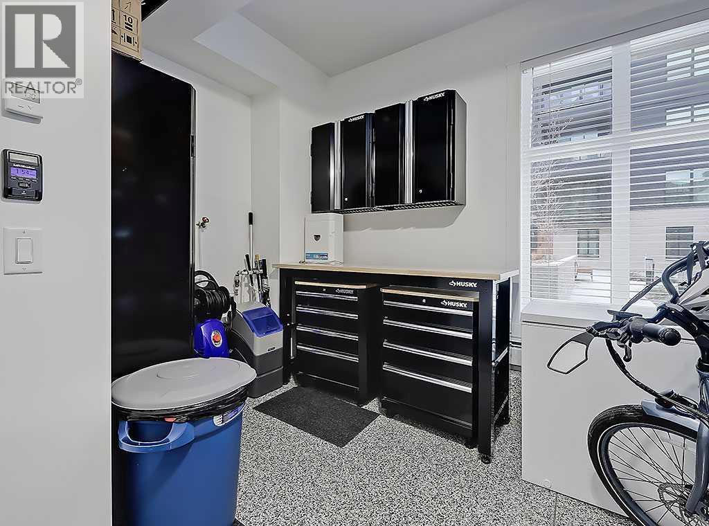 Photo 37 of 201 135 Lebel Crescent Nw, Calgary AB