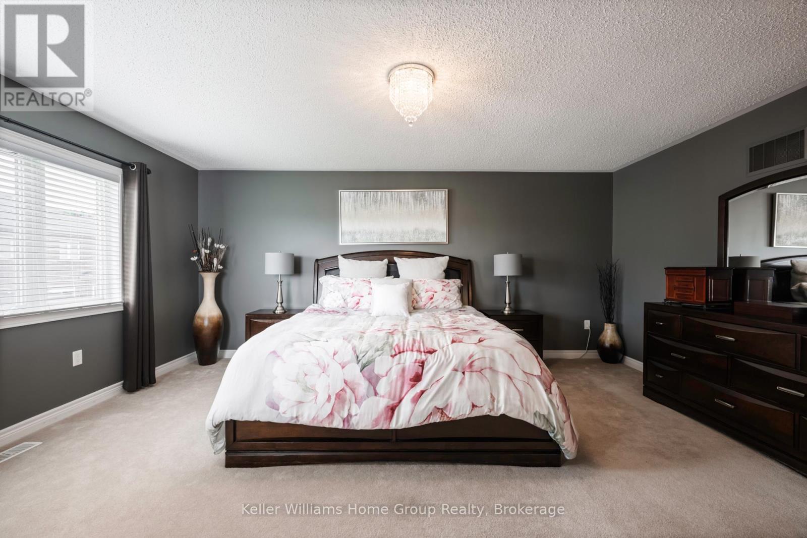 Photo 36 of 357 Col Phillips Drive, Shelburne ON