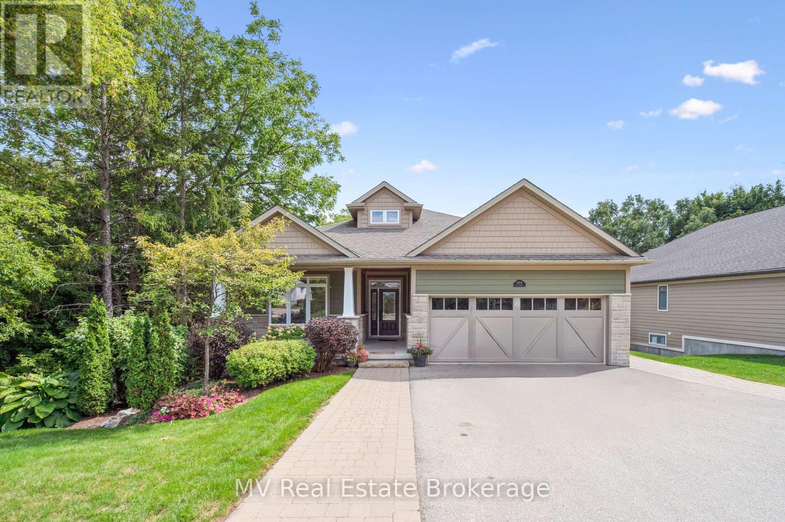 Photo 1 of 217 B East Mill Street, Centre Wellington ON