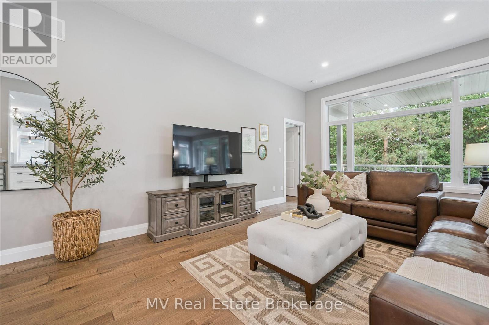 Photo 24 of 217 B East Mill Street, Centre Wellington ON
