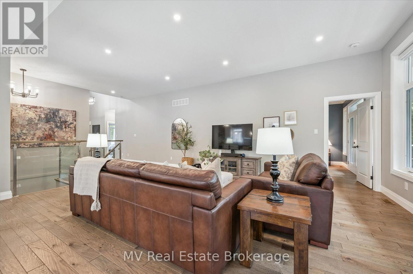 Photo 25 of 217 B East Mill Street, Centre Wellington ON
