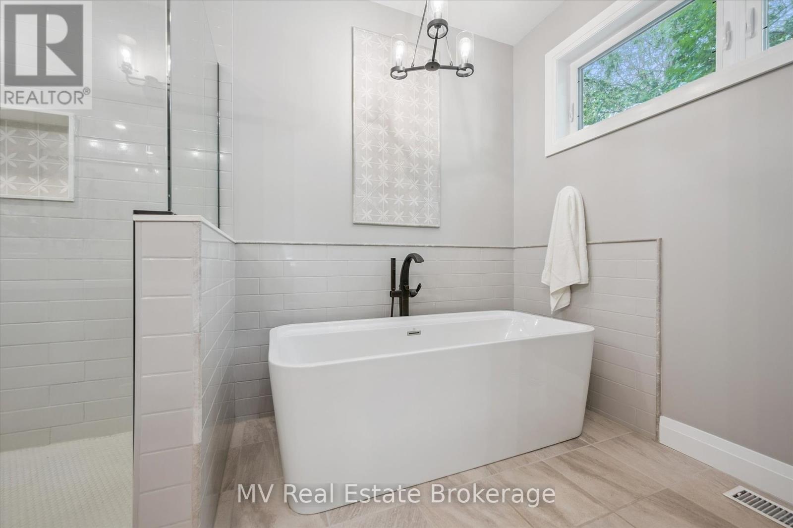 Photo 30 of 217 B East Mill Street, Centre Wellington ON