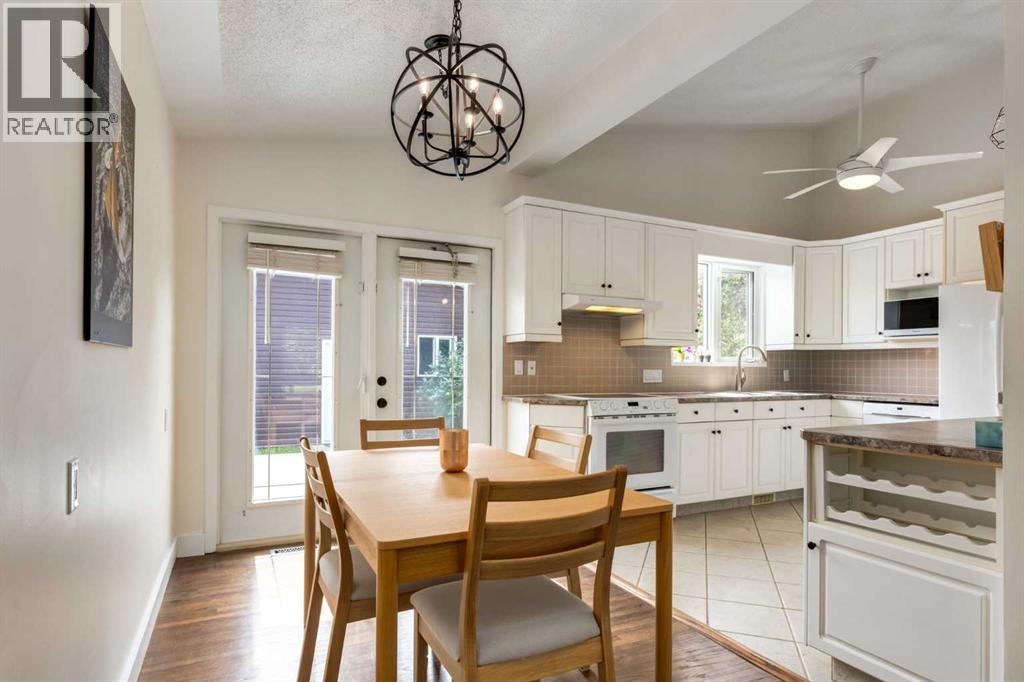 Photo 9 of 503 Athlone Road Se, Calgary AB