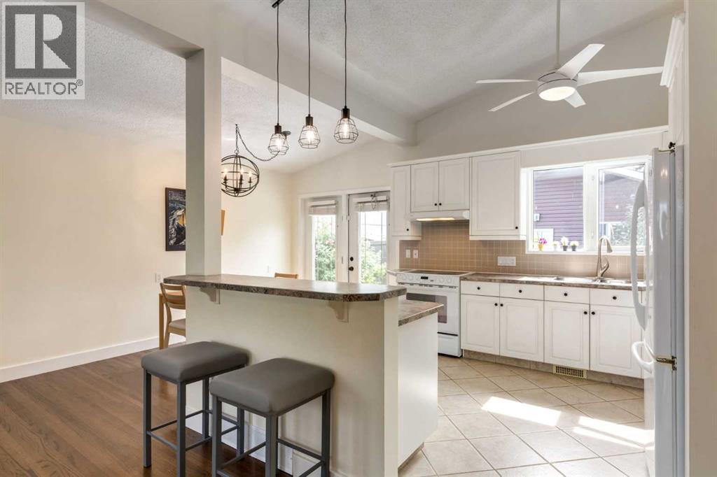 Photo 12 of 503 Athlone Road Se, Calgary AB