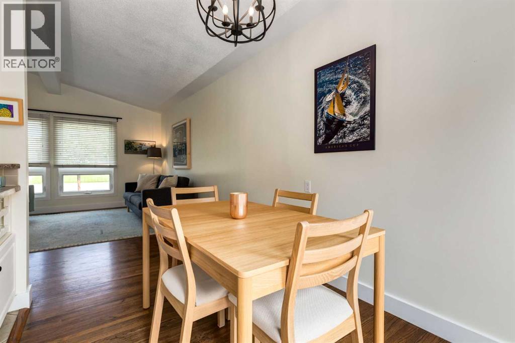 Photo 21 of 503 Athlone Road Se, Calgary AB