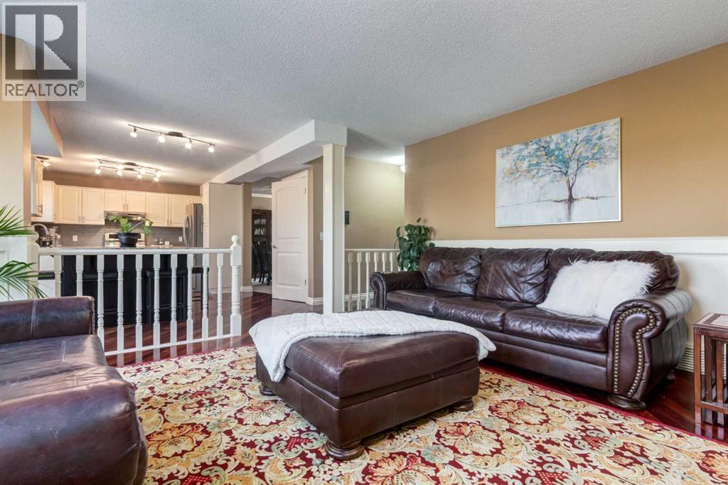 Photo 18 of 101 Scripps Landing Nw, Calgary AB