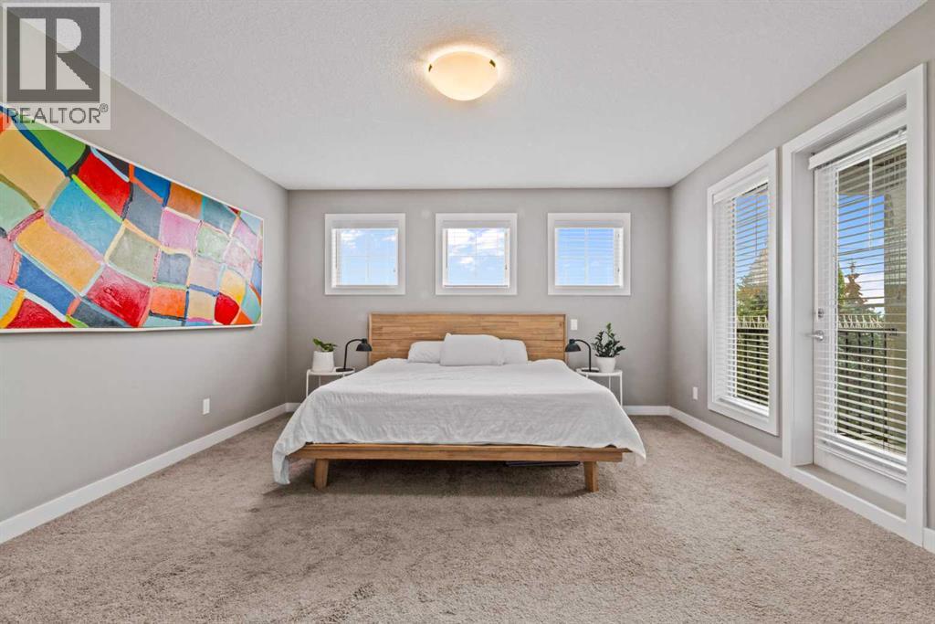 Photo 17 of 4 2428 30 Street Sw, Calgary AB