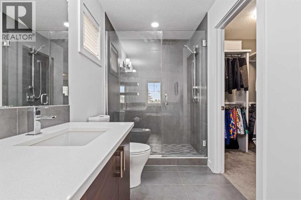Photo 20 of 4 2428 30 Street Sw, Calgary AB