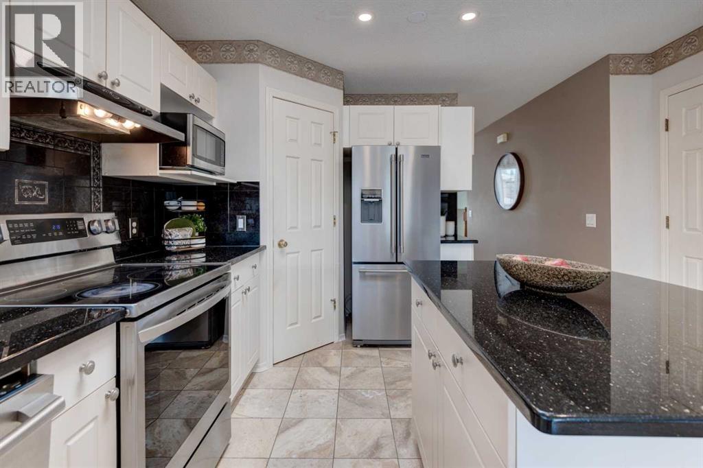 Photo 11 of 238 Mt Douglas Circle Se, Calgary AB