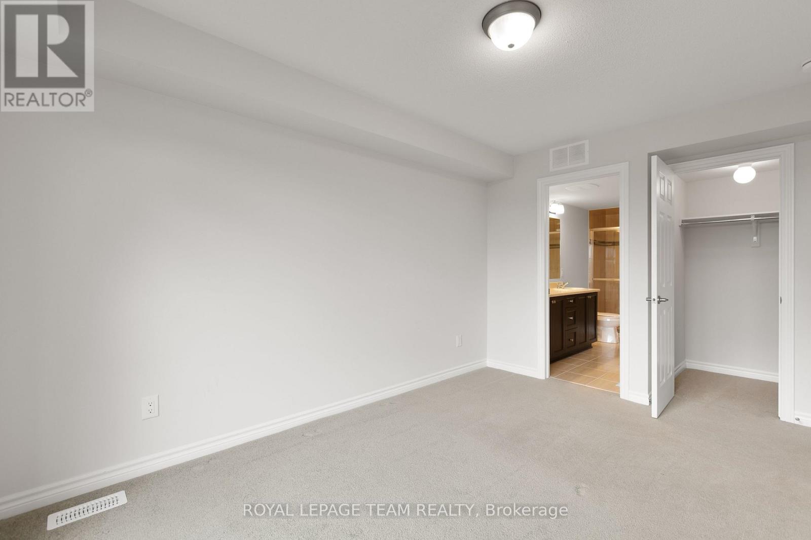 Photo 24 of 75 563 Ozawa Private, Ottawa ON