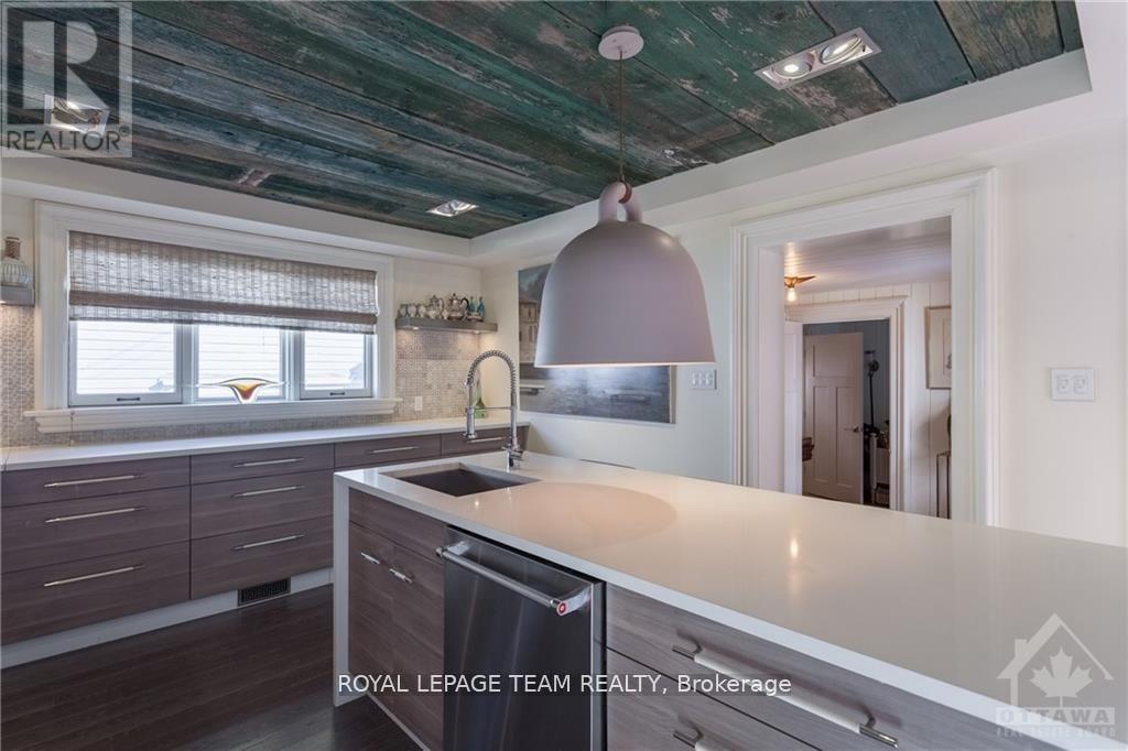 Photo 10 of 43 Union Street, Ottawa ON