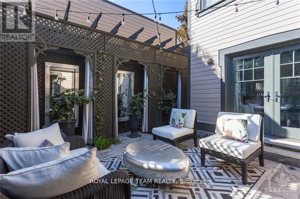 Photo 19 of 43 Union Street, Ottawa ON