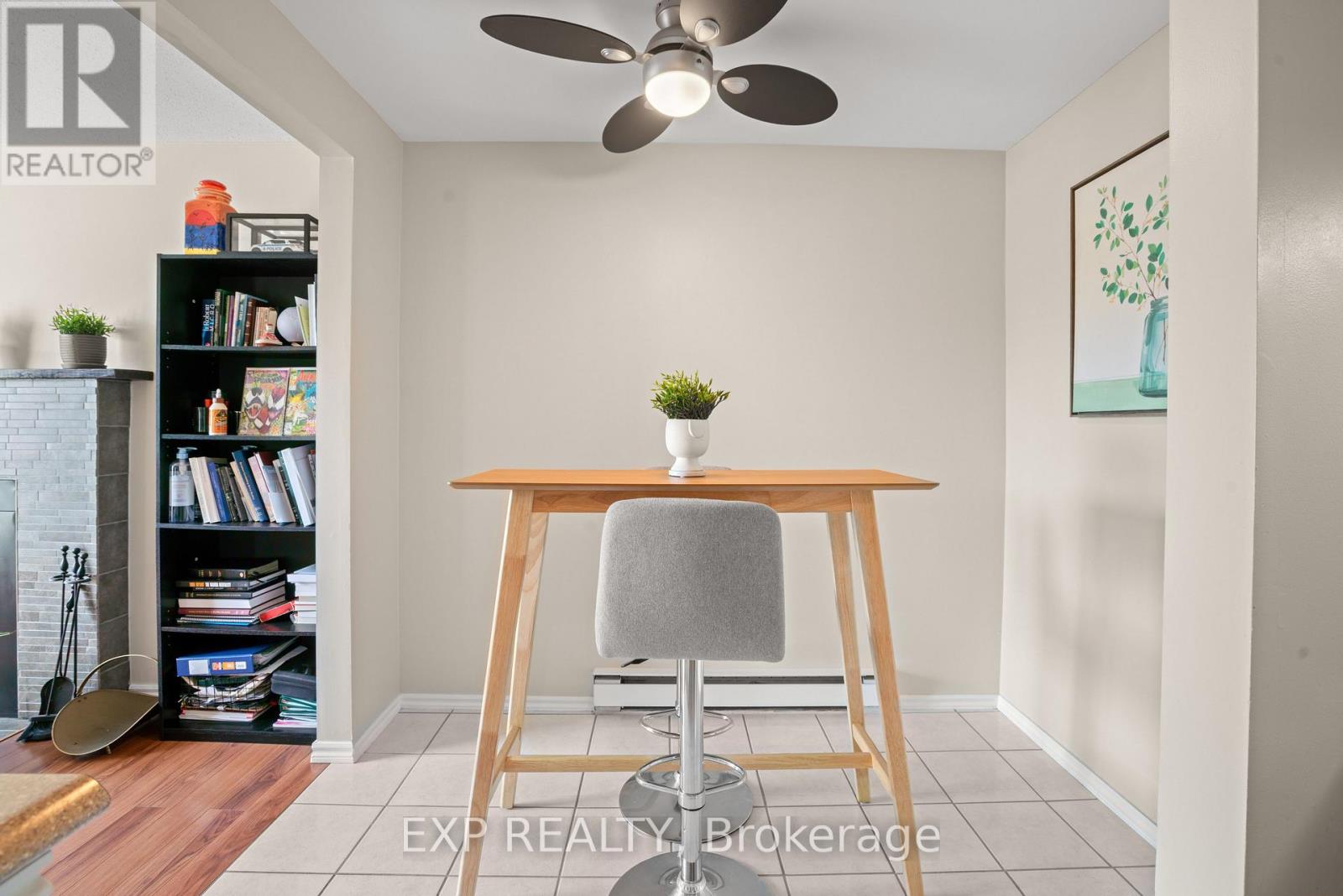 Photo 18 of 77 B 754 St Andre Drive, Ottawa ON