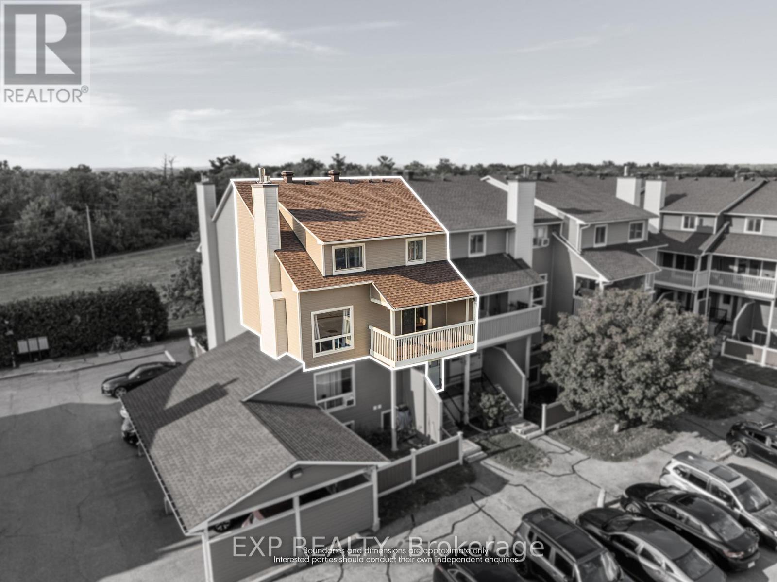 Photo 2 of 77 B 754 St Andre Drive, Ottawa ON
