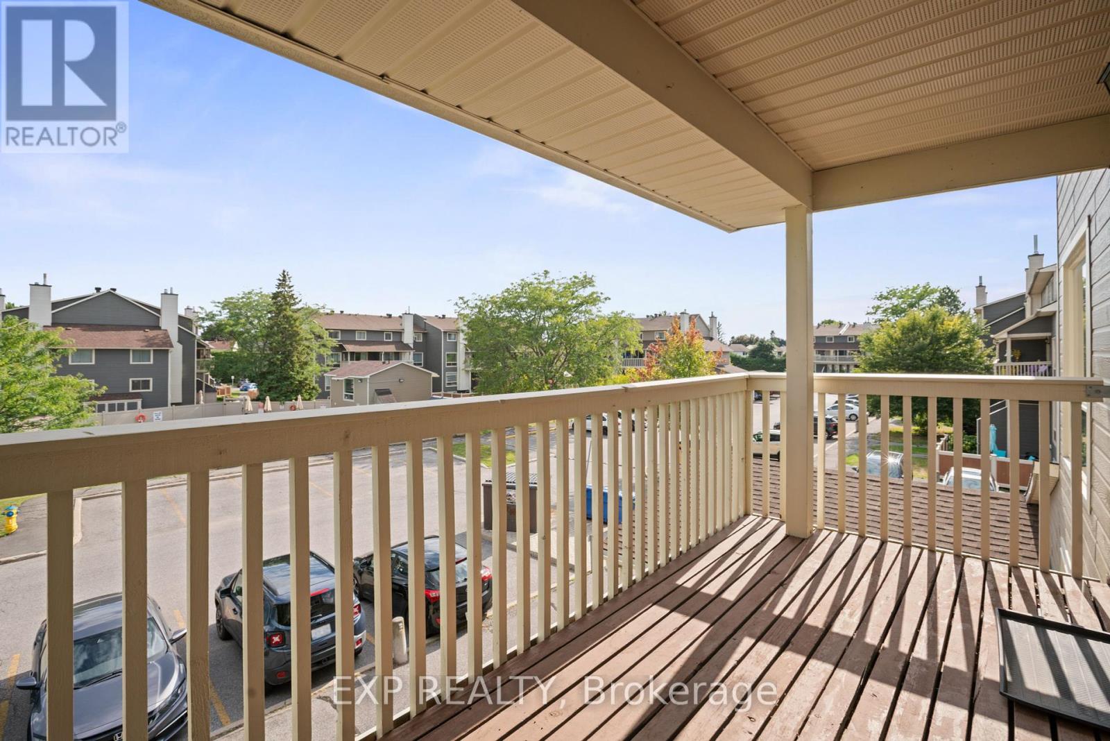 Photo 35 of 77 B 754 St Andre Drive, Ottawa ON