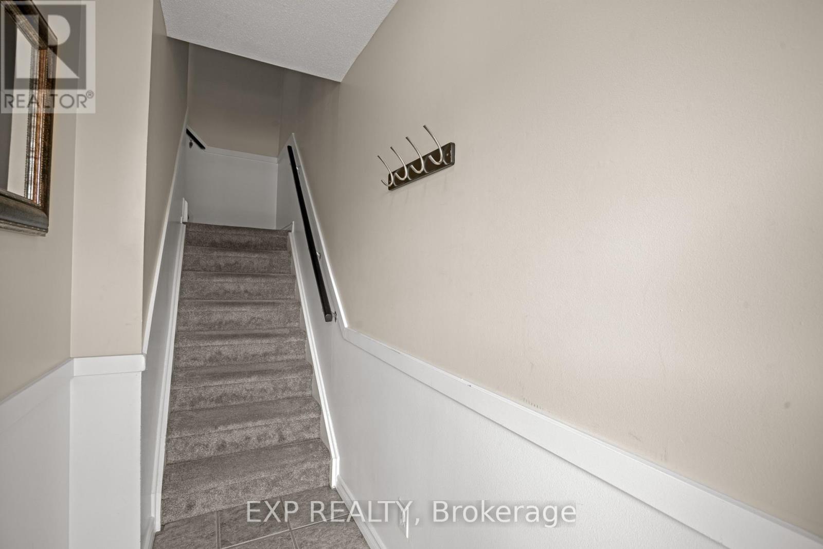 Photo 7 of 77 B 754 St Andre Drive, Ottawa ON