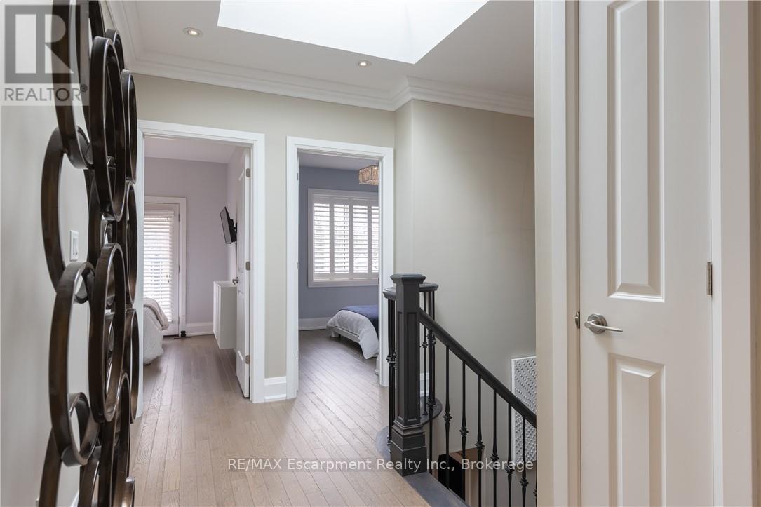 Photo 17 of 82 Brant Street, Oakville ON