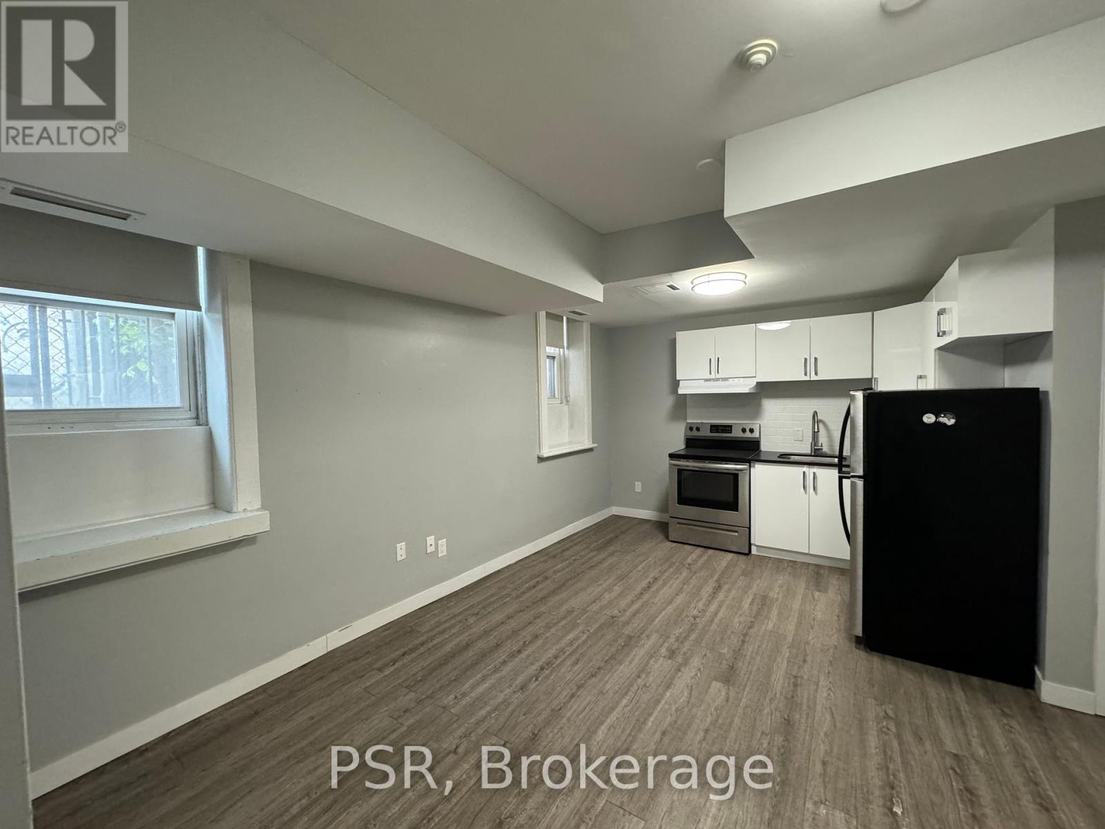 Photo 1 of 1 205 Gerrard Street E, Toronto ON