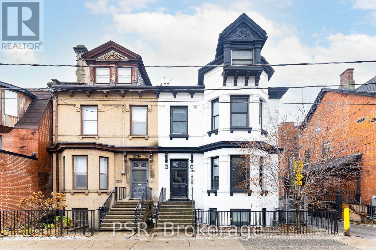 Photo 10 of 1 205 Gerrard Street E, Toronto ON