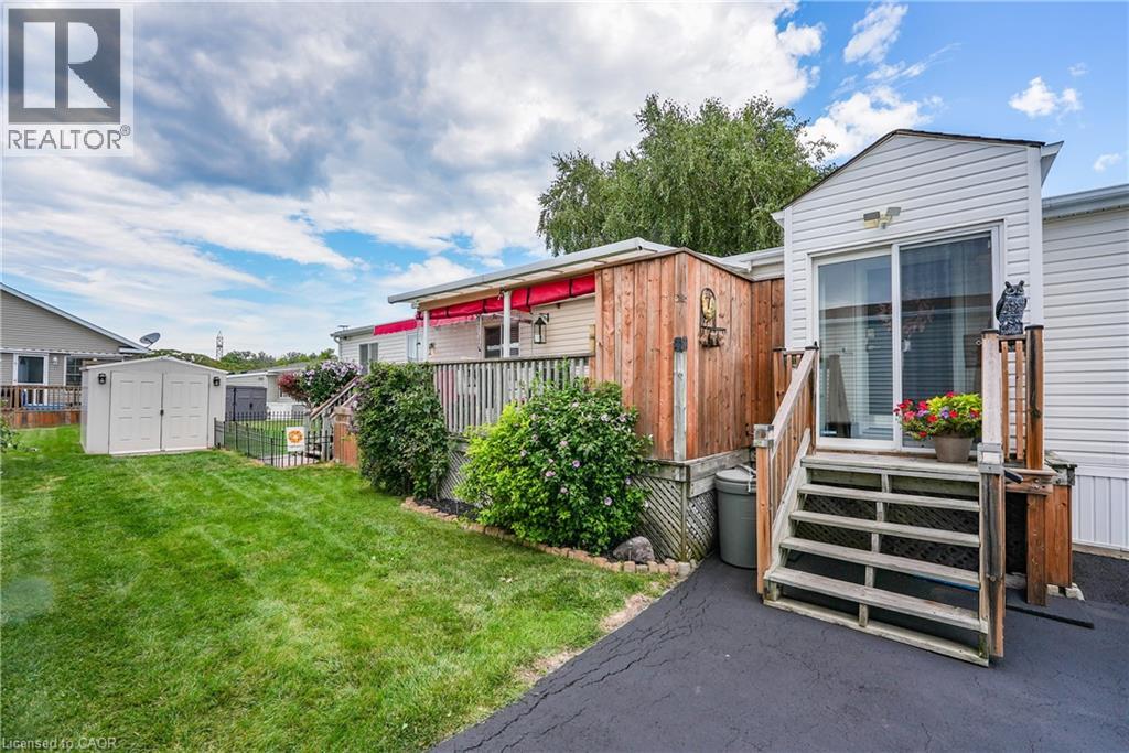 Photo 2 of 4575 Rebecca Lane, Beamsville ON