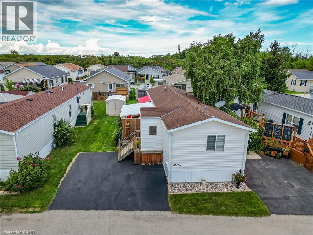 Photo 22 of 4575 Rebecca Lane, Beamsville ON