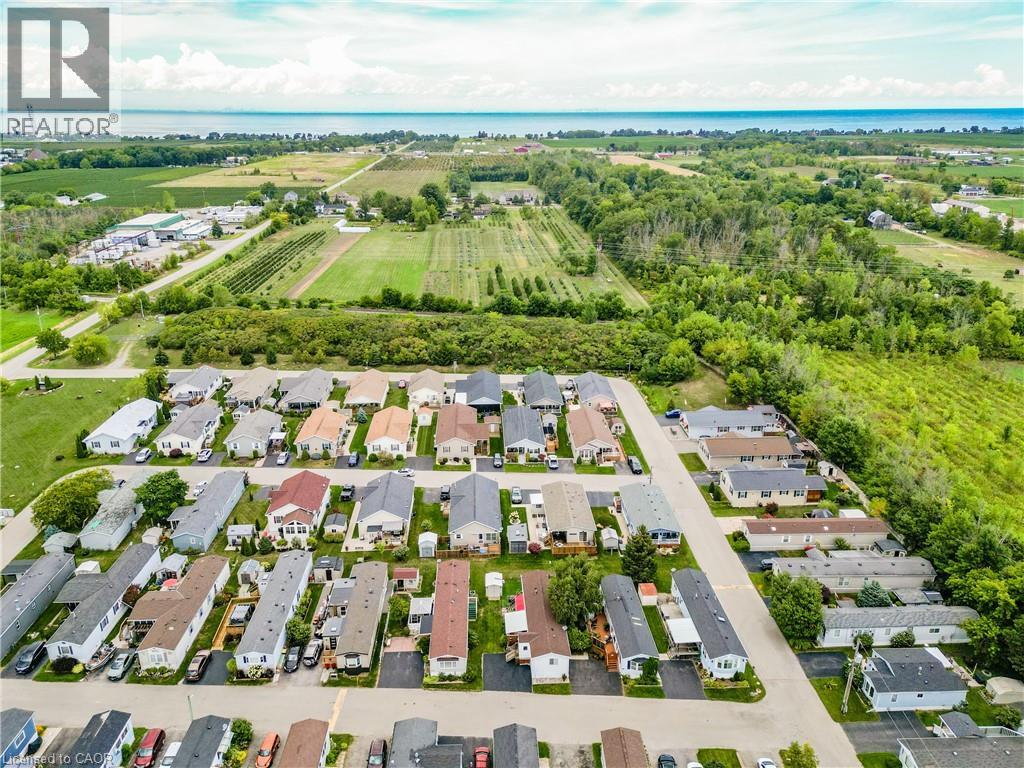 Photo 23 of 4575 Rebecca Lane, Beamsville ON