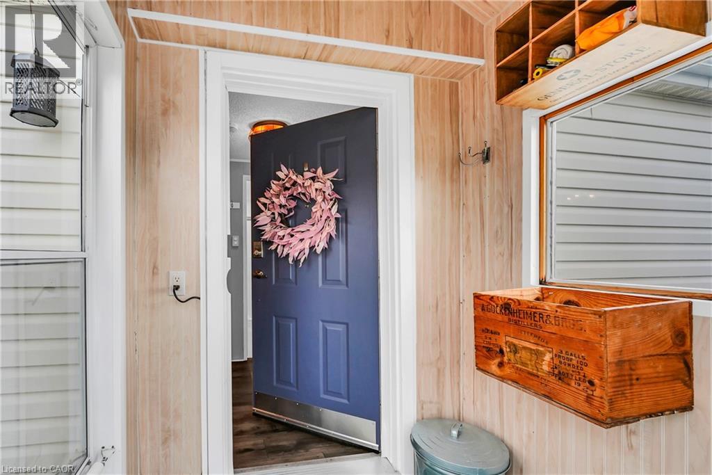 Photo 3 of 4575 Rebecca Lane, Beamsville ON