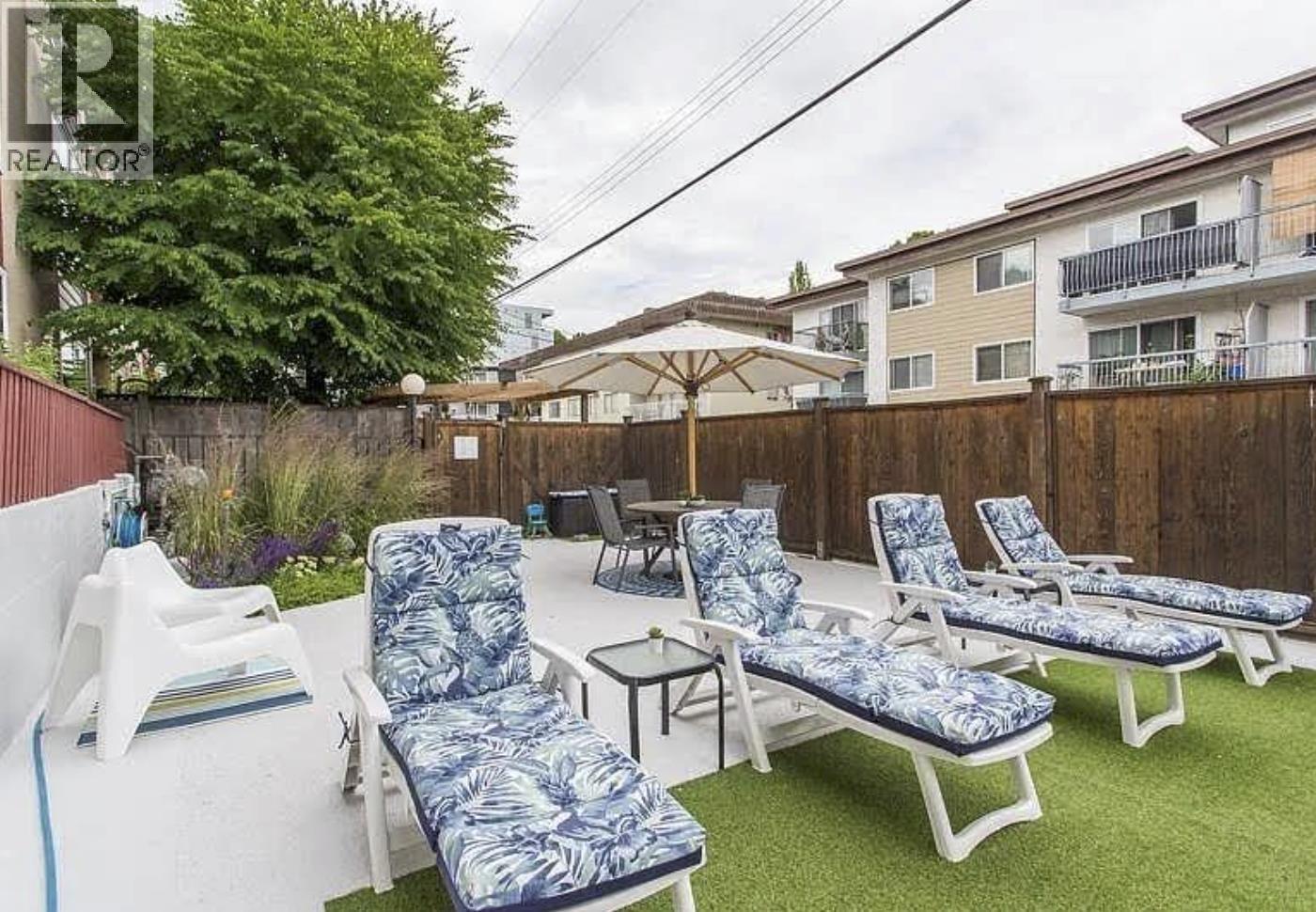 Photo 13 of 313 8680 Fremlin Street, Vancouver BC