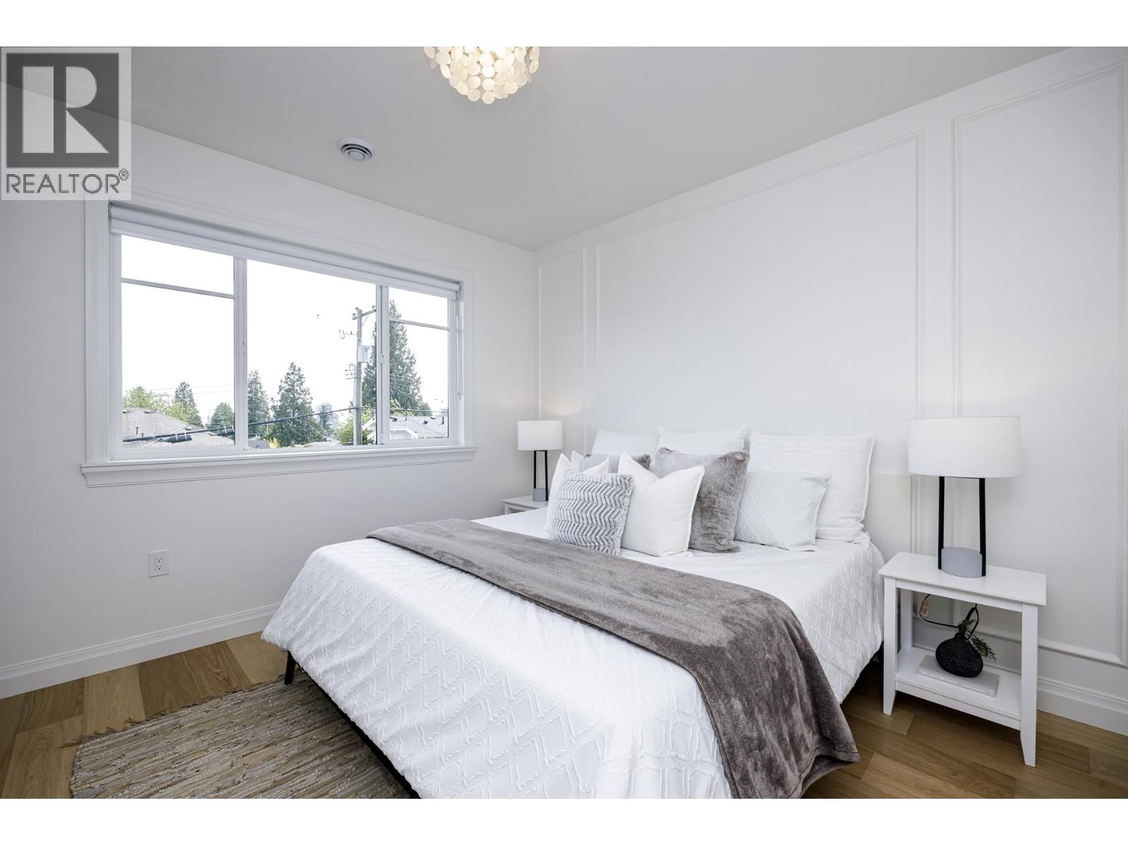 Photo 21 of 261 E 23rd Street, North Vancouver BC