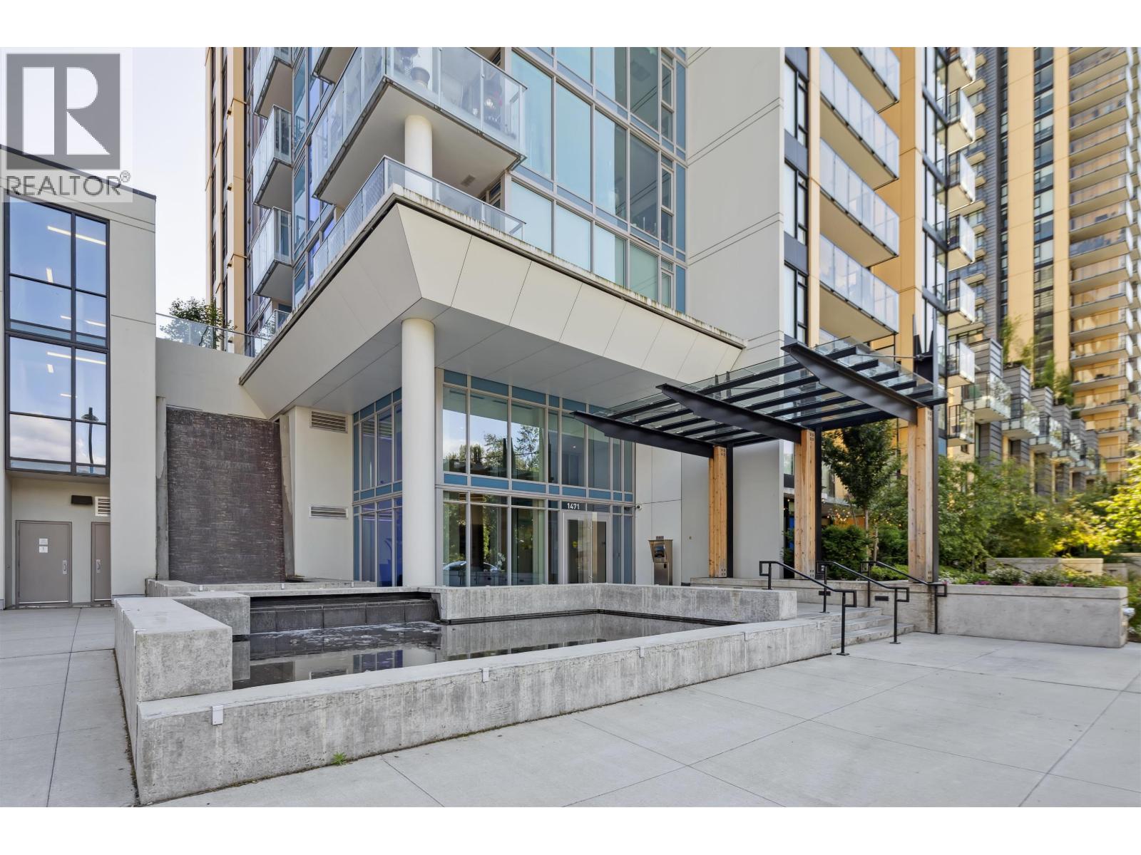 Photo 4 of 1207 1471 Hunter Street, North Vancouver BC