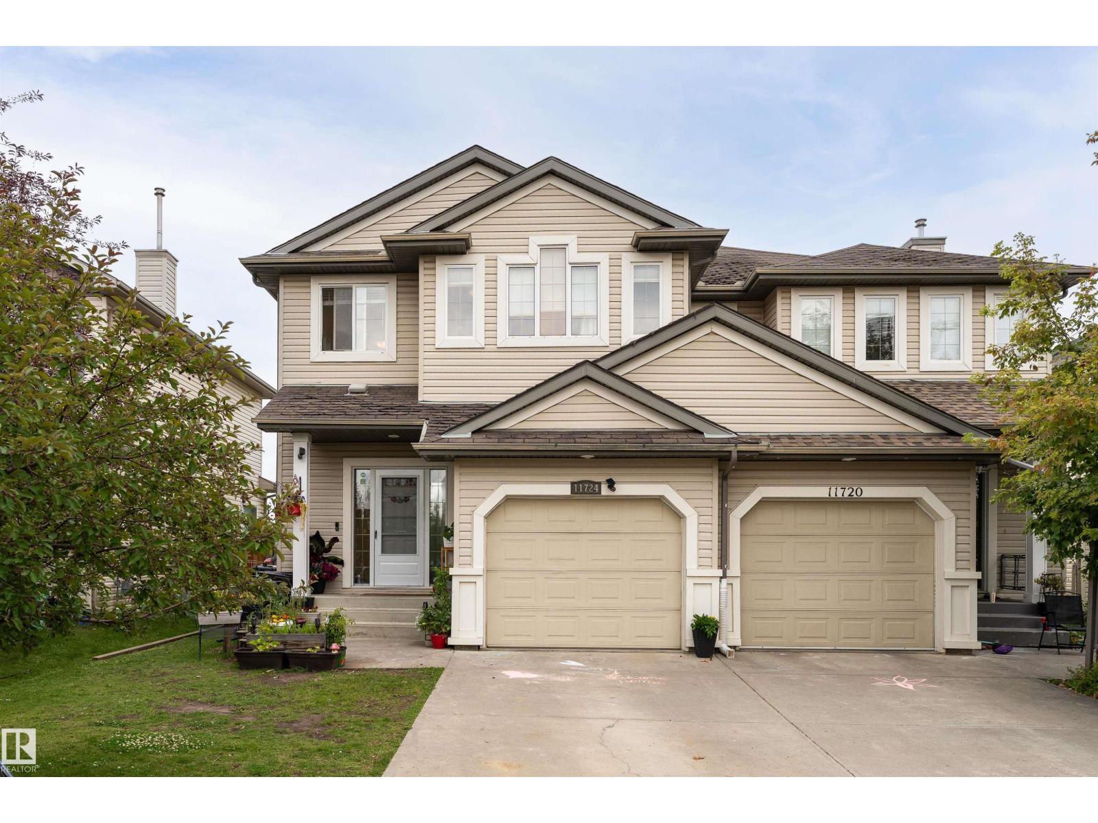 Photo 2 of 11724 10 Av Sw, Edmonton AB