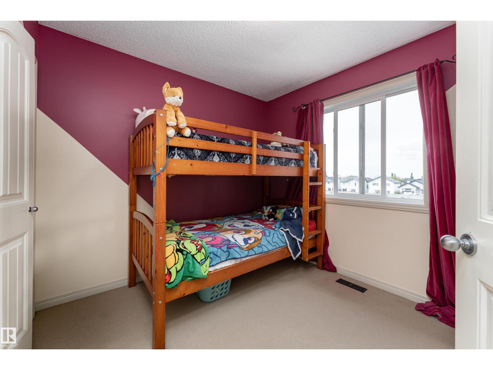 Photo 27 of 11724 10 Av Sw, Edmonton AB