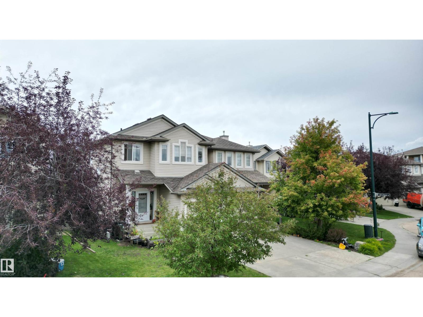 Photo 36 of 11724 10 Av Sw, Edmonton AB