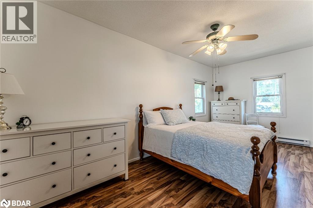 Photo 10 of 5580 Penetanguishene Road, Elmvale ON