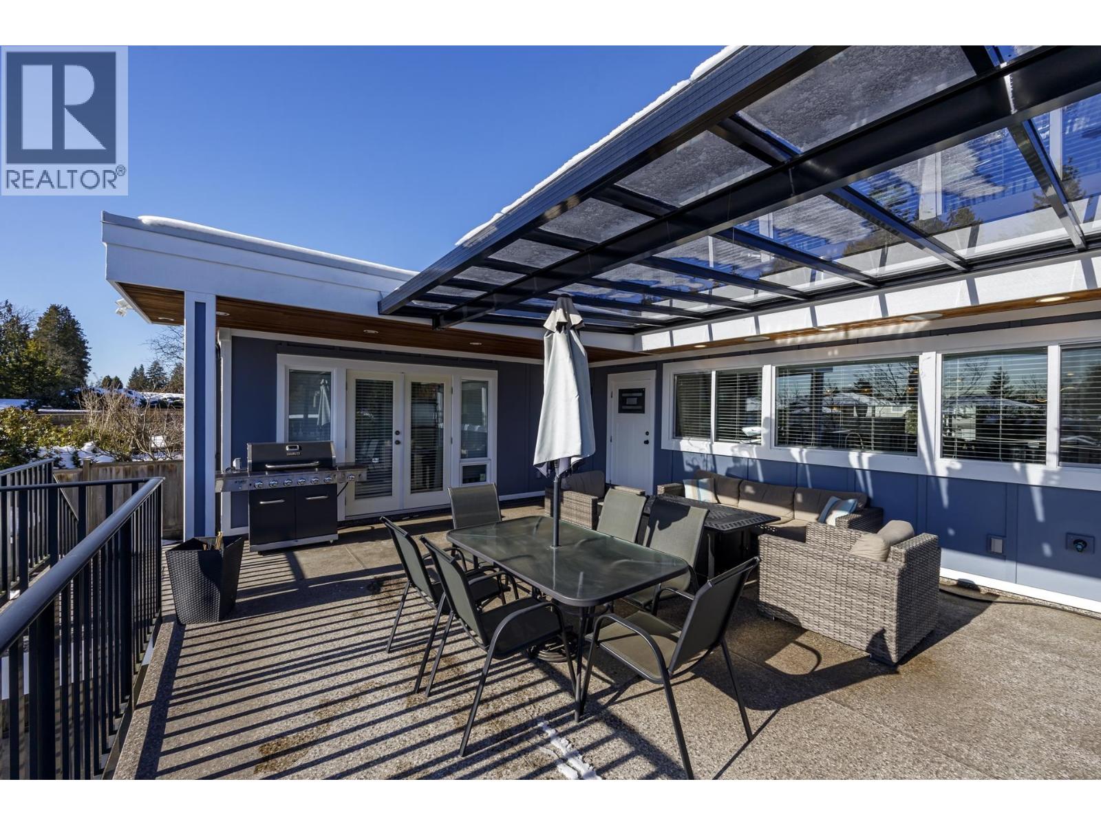 Photo 13 of 887 E 17th Street, North Vancouver BC