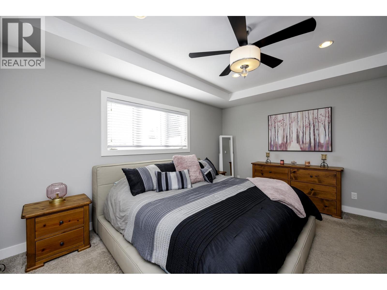 Photo 16 of 887 E 17th Street, North Vancouver BC