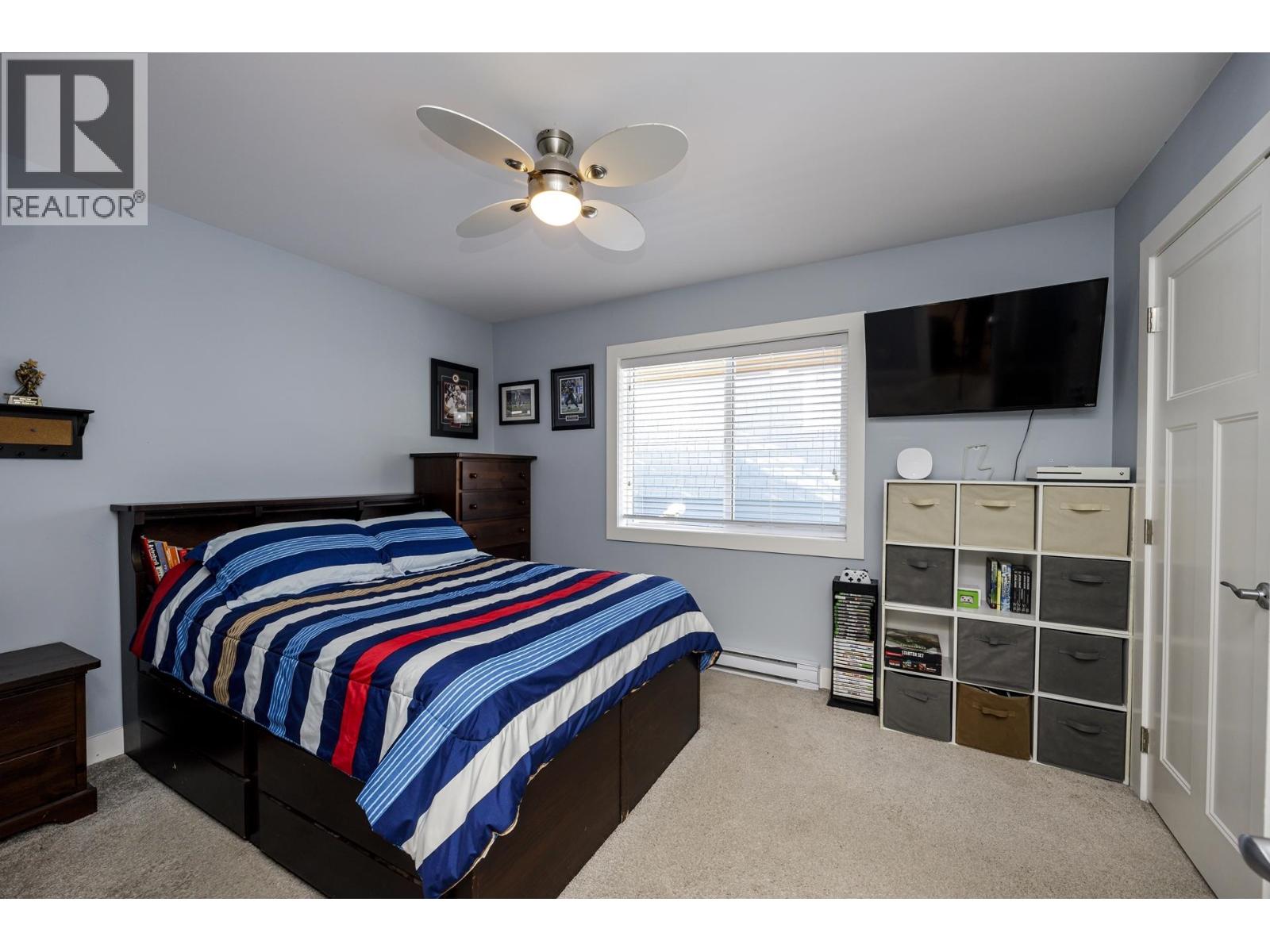 Photo 18 of 887 E 17th Street, North Vancouver BC