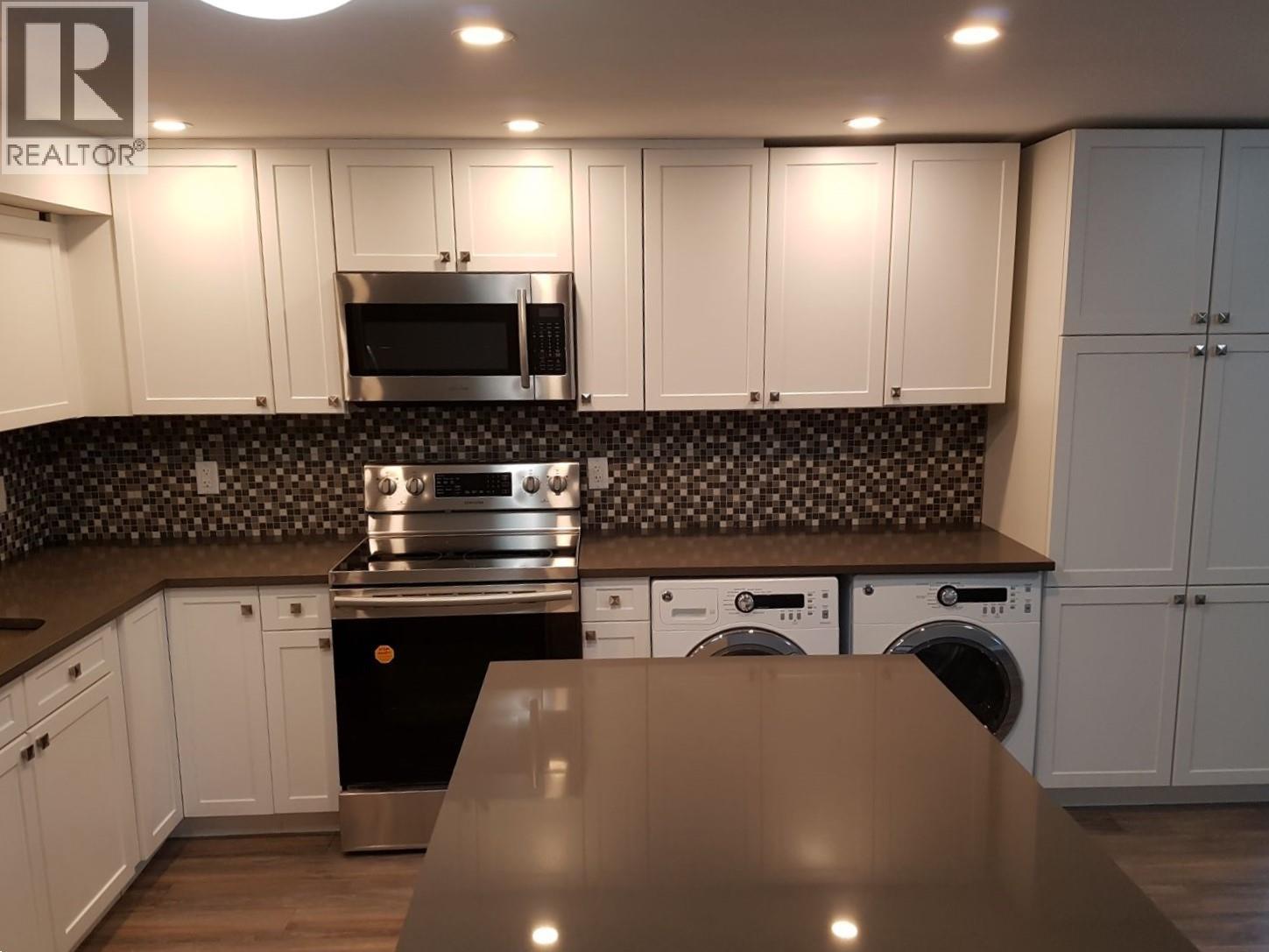 Photo 27 of 887 E 17th Street, North Vancouver BC