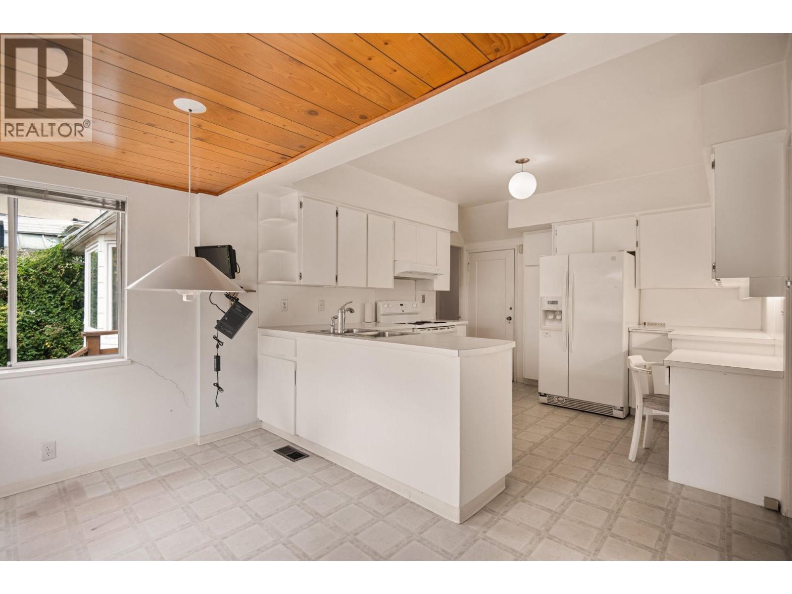 Photo 22 of 6925 Cypress Street, Vancouver BC