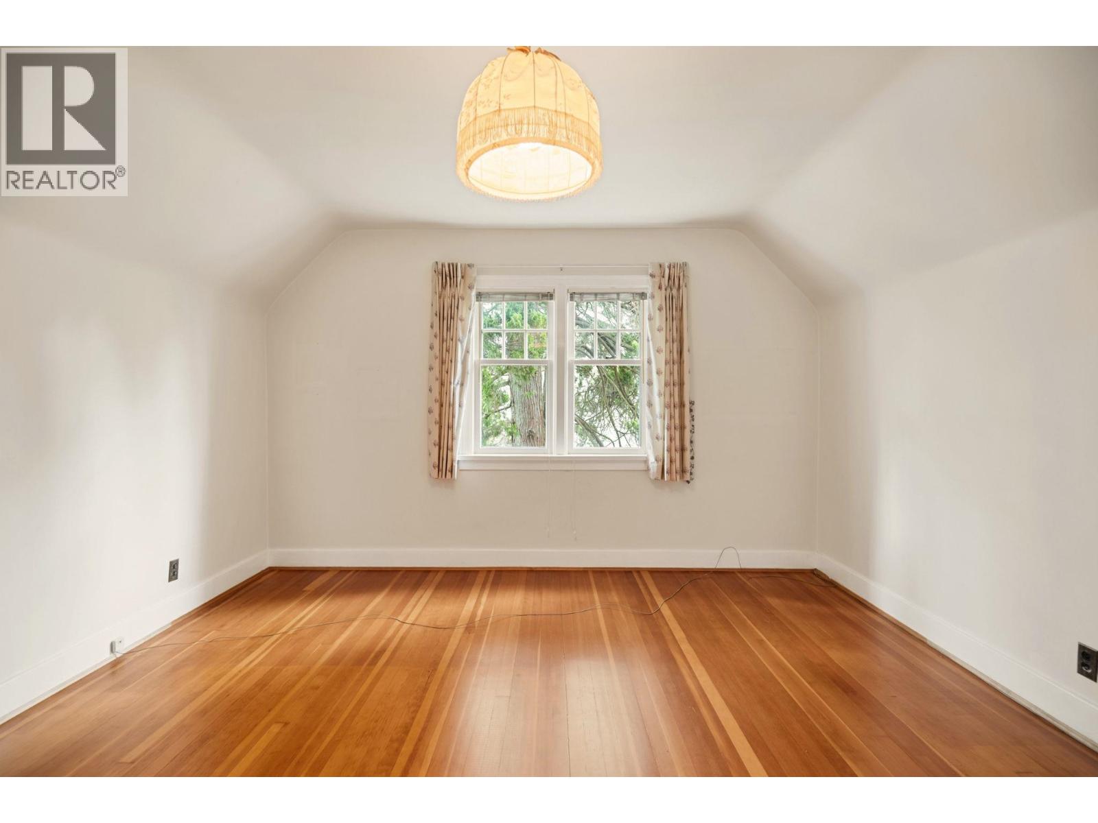 Photo 31 of 6925 Cypress Street, Vancouver BC
