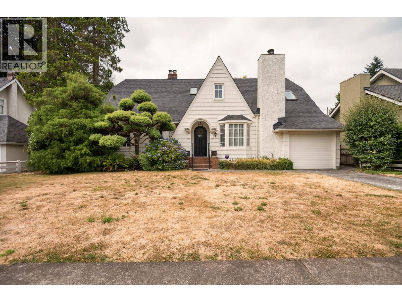 Photo 8 of 6925 Cypress Street, Vancouver BC