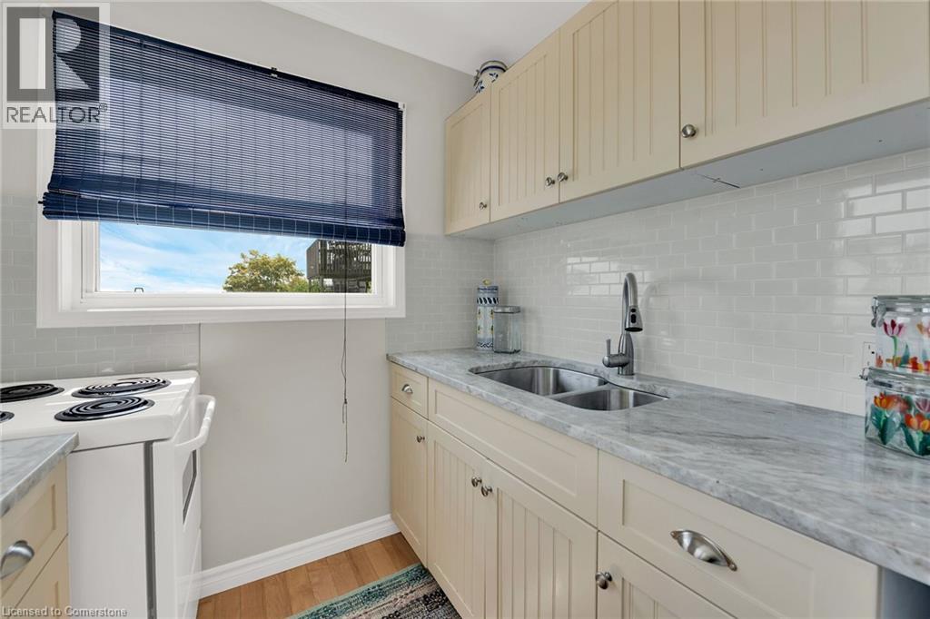 Photo 17 of 157 Lighthouse Drive, Port Maitland ON