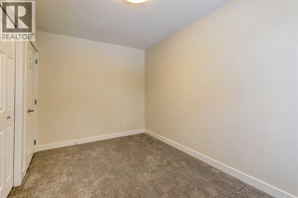 Photo 26 of 272 Acadia Drive Se, Calgary AB