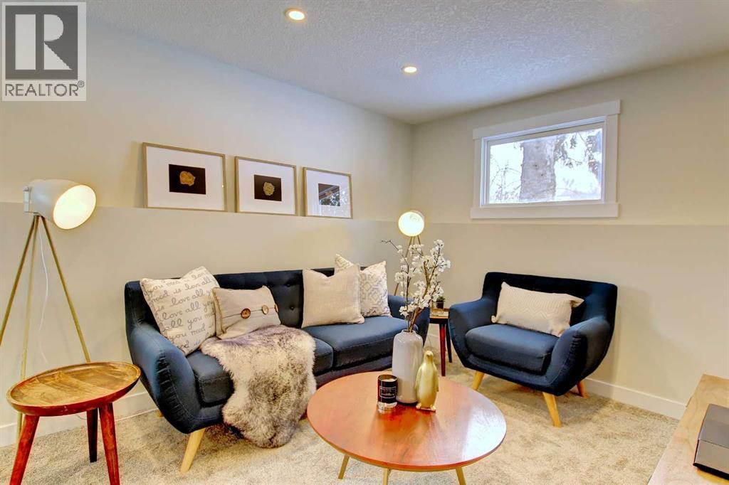 Photo 33 of 272 Acadia Drive Se, Calgary AB