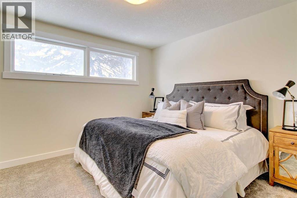 Photo 17 of 272 Acadia Drive Se, Calgary AB