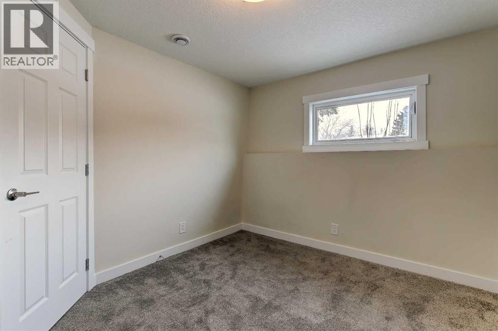 Photo 42 of 272 Acadia Drive Se, Calgary AB