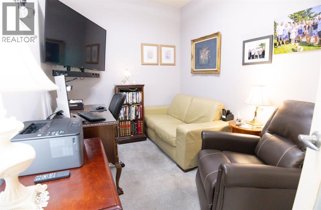 6 Michener Boulevard, Red Deer