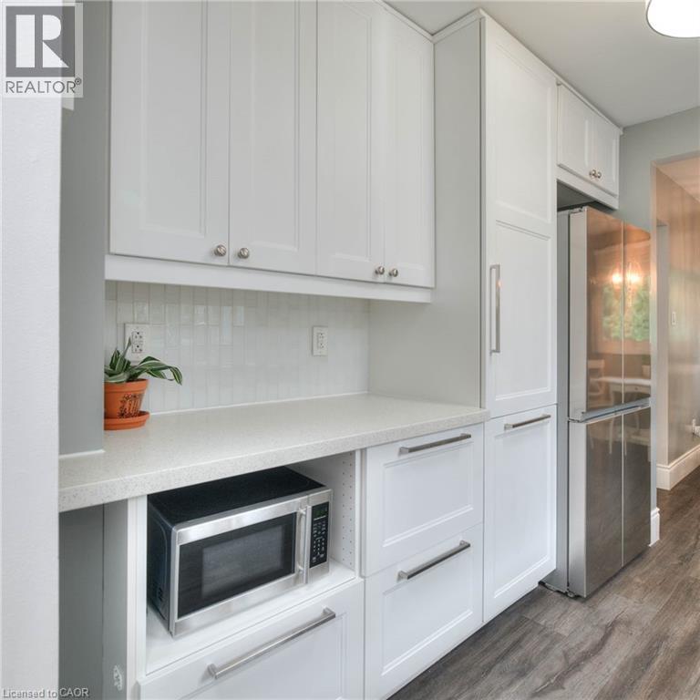 Photo 14 of 108 Brantwood Park Road, Brantford ON