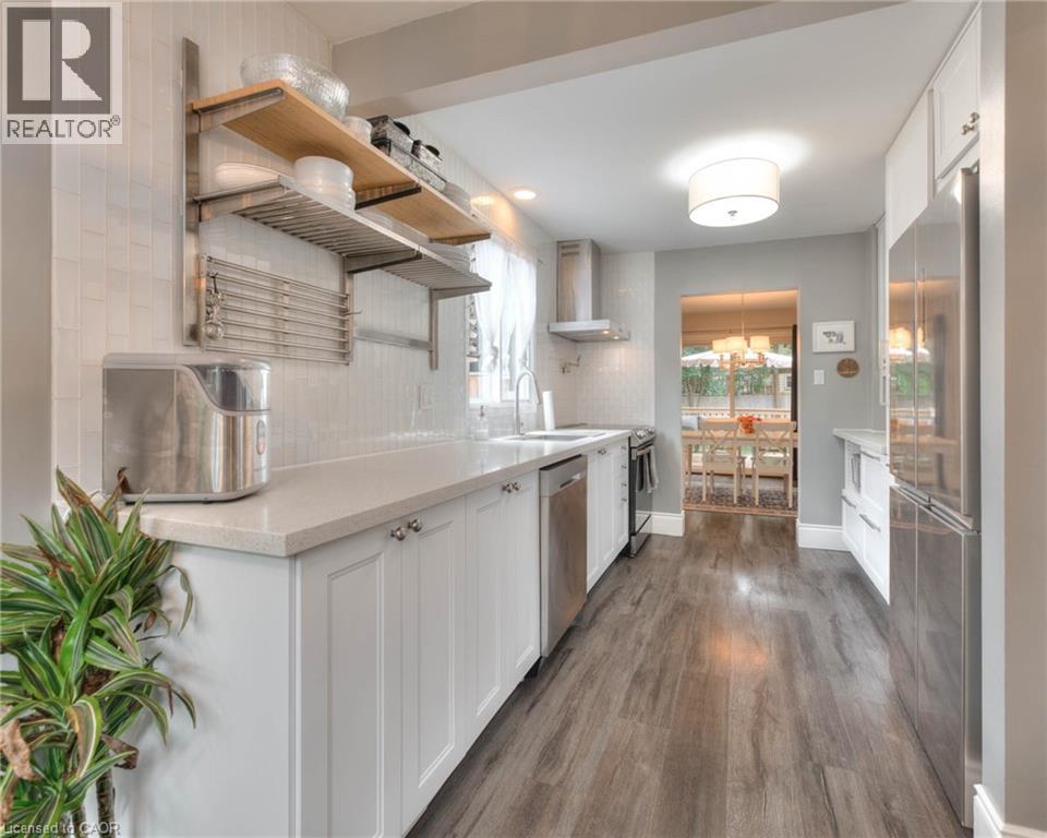 Photo 16 of 108 Brantwood Park Road, Brantford ON